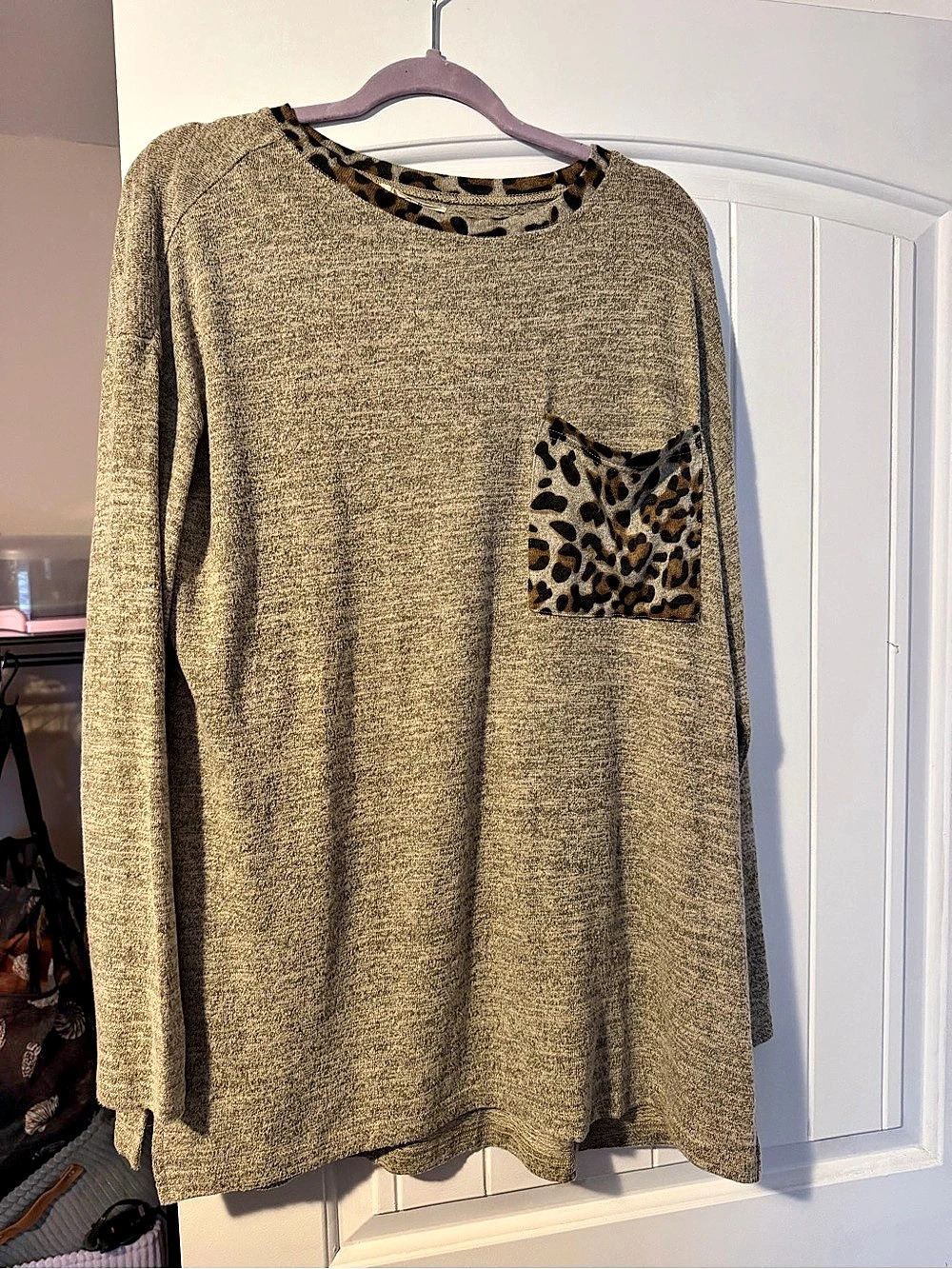 Easel Animal Print Pocket Tunic Size Medium